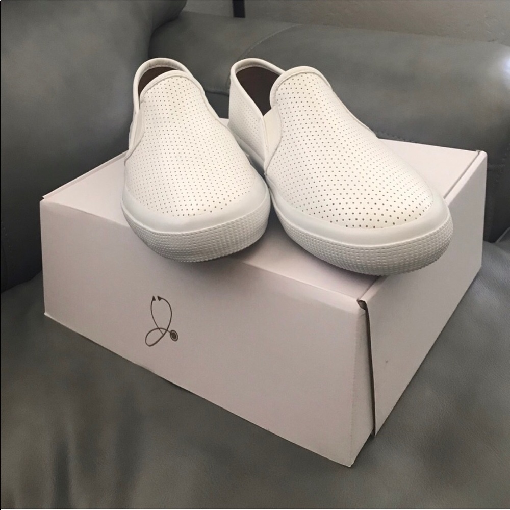 Jaanuu Shoes